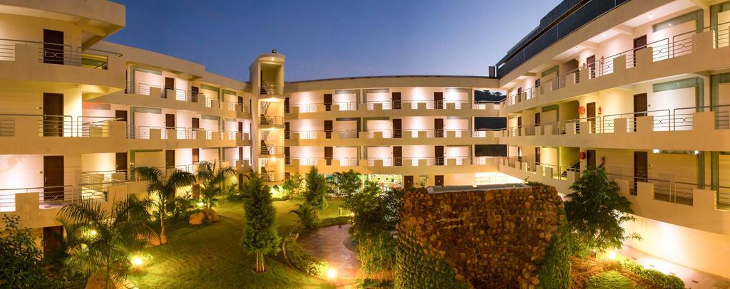 Hotel Sterling Yelagiri Exteriér fotografie